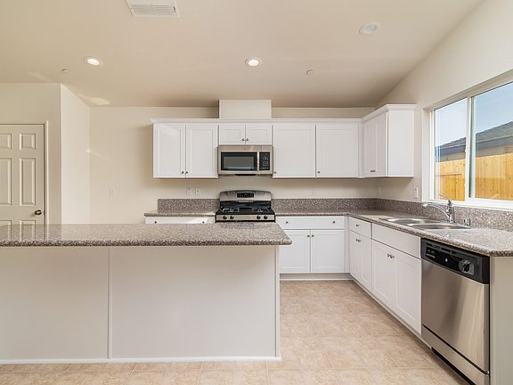 Elegant kitchen with island
