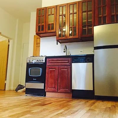 Rented by Pink Stone Realty LLC | media 9