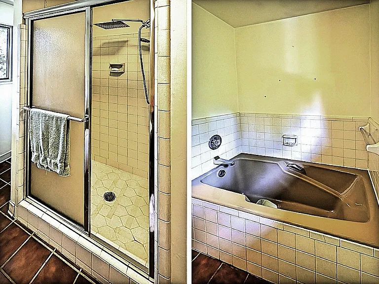 Upper level bath room with soaking tub and walk in shower