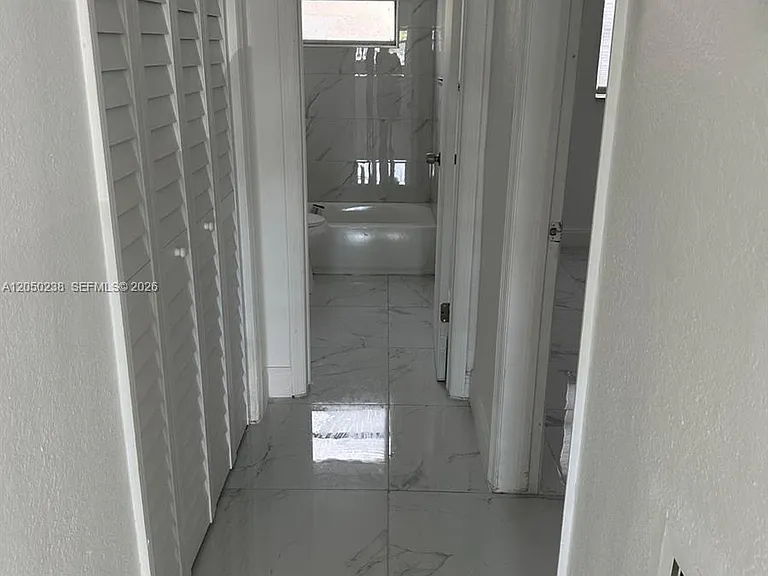 7101 SW 89th Ct #104 — Photo 3