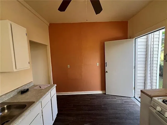 2934 Dryades St — Photo 3