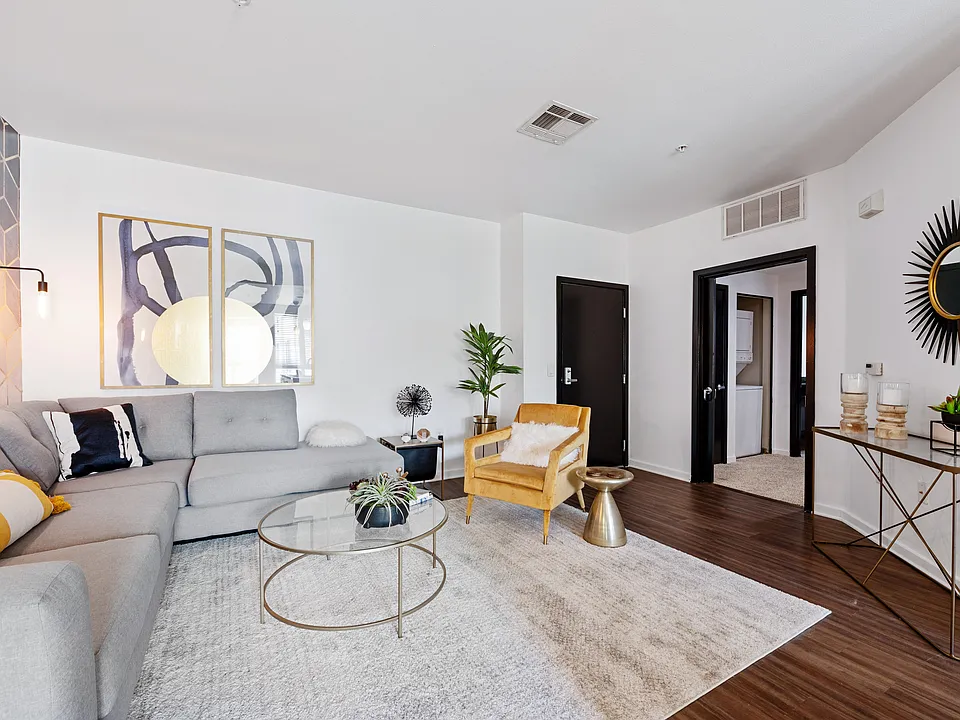 7950 West Sunset Los Angeles, CA One Bedroom Model Living Room