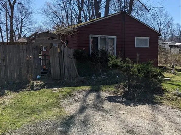 1445 Chapman Ave, Madison, OH 44057