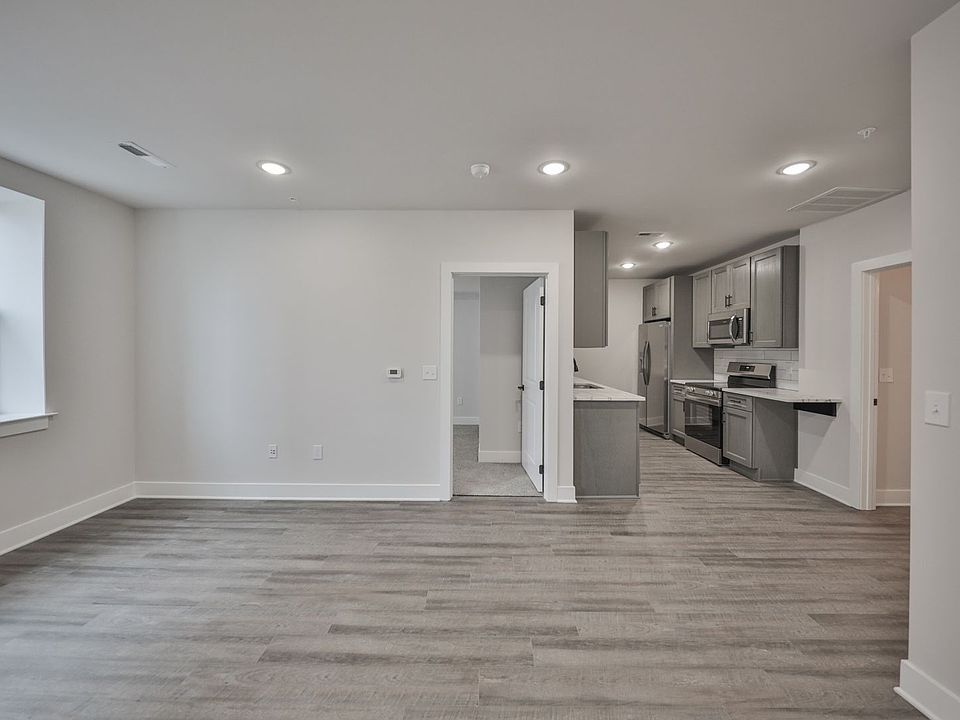 1st image of 25 Broadway #25-201
