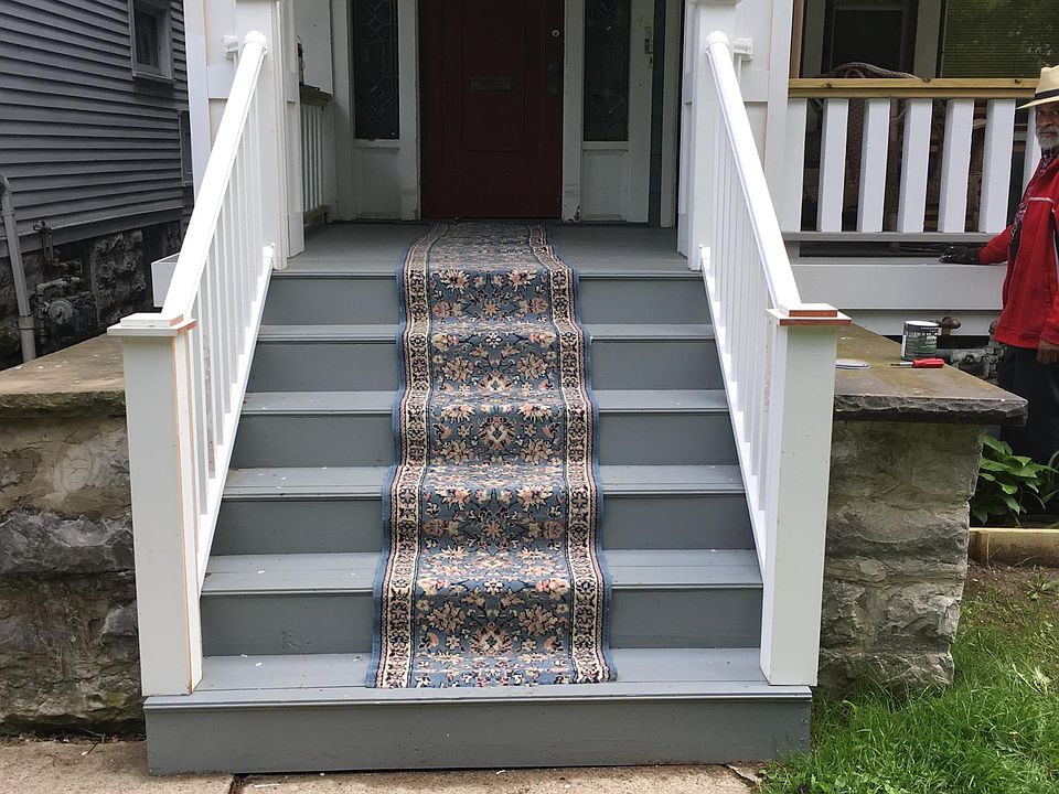 1st image of 833 Potomac Ave