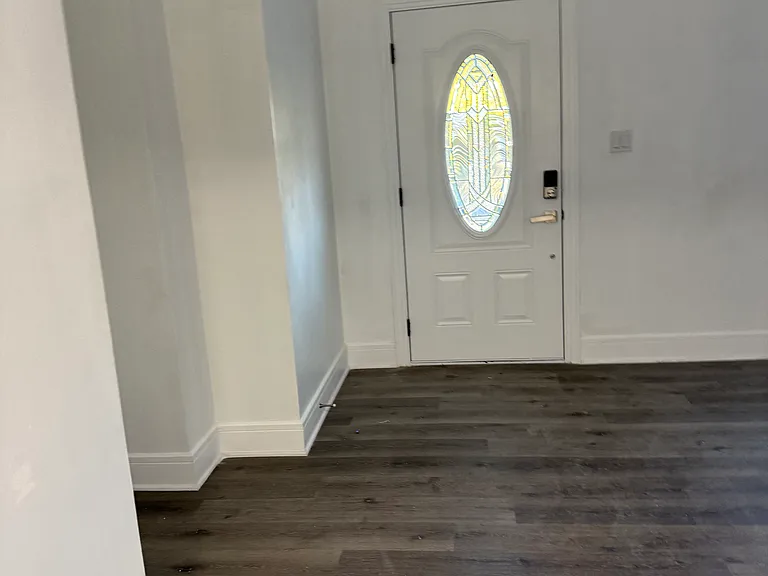 961 Eastside Dr SE — Photo 2