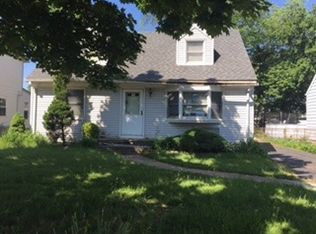 132 N Michigan Ave, Kenilworth, NJ 07033