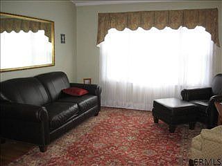 2nd image of 217 Deerfield Ct