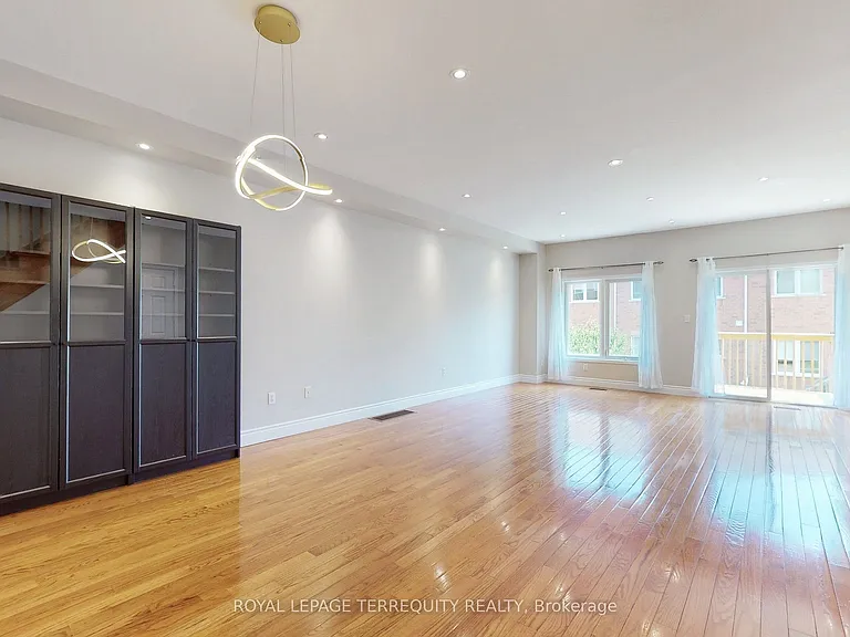 1130 Cawthra Rd #46 — Photo 18
