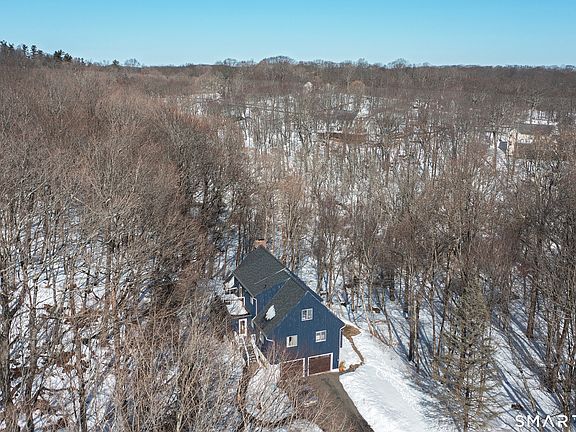 2nd image of 23 Trails End Lane