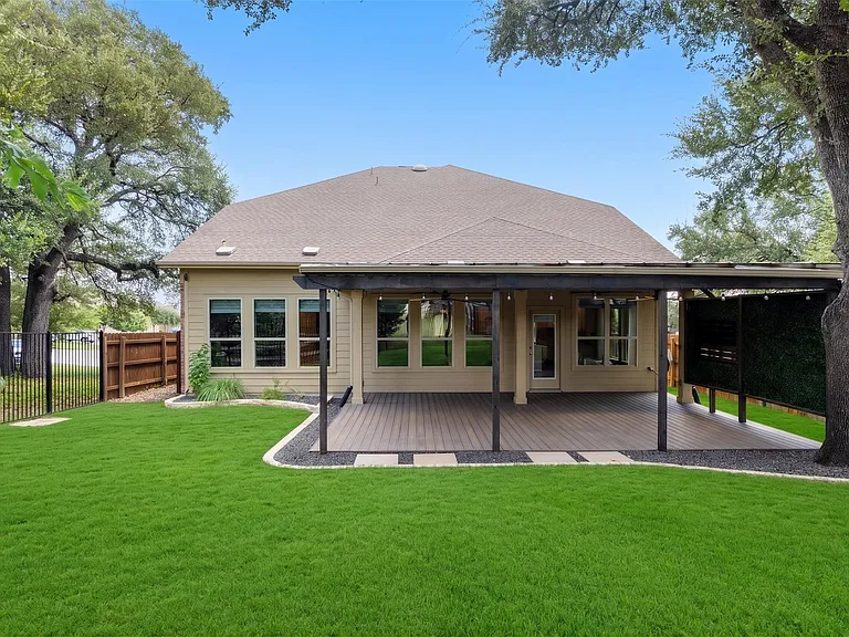 400 Pinnacle View Dr — Photo 35