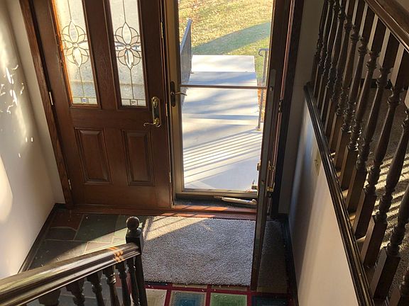 2nd image of 6216 Dogwood Cir