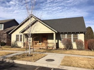 2836 NE Red Oak Dr, Bend, OR 97701