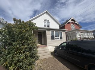 115 Bethune St, Thunder Bay, ON P7C2G4
