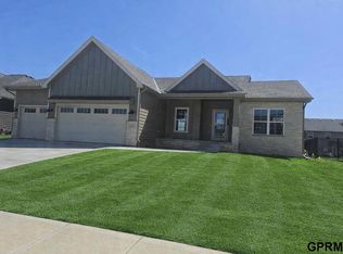 11363 N 170th St, Bennington, NE 68007