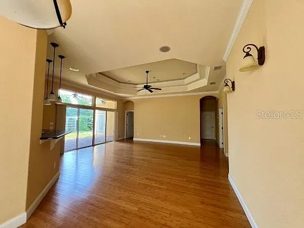 8913 SW 74th Ave — Photo 4