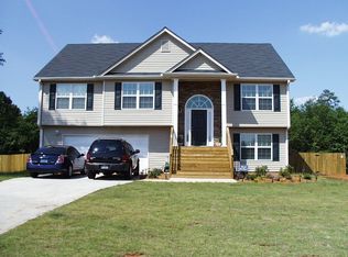 526 Hemlock Dr, Winder, GA 30680