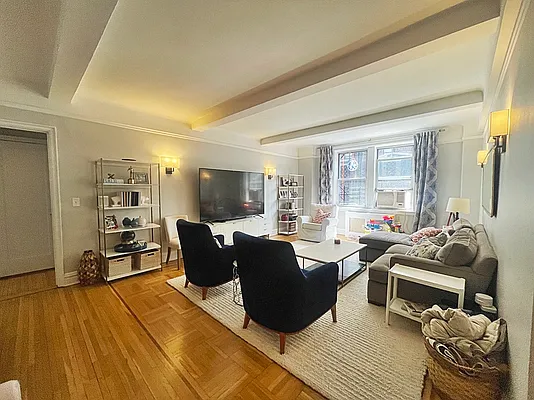 Rented by Rachel Realty | media 6