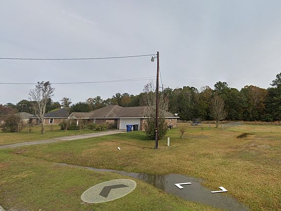 3rd image of 291 Veterans Ln