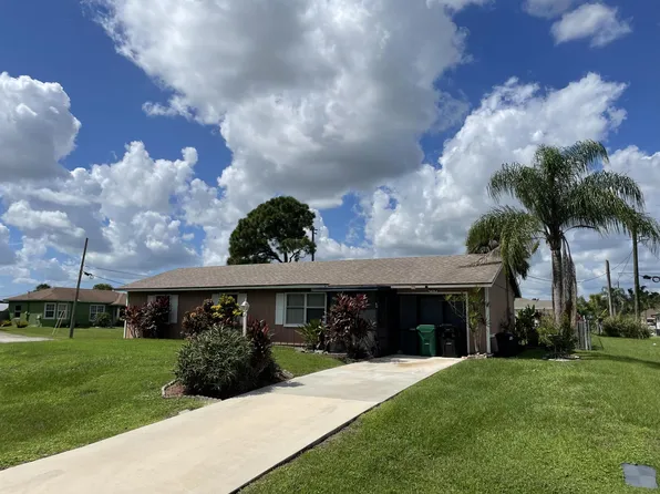 2574 SW Deckard Street, Port St Lucie, FL 34953