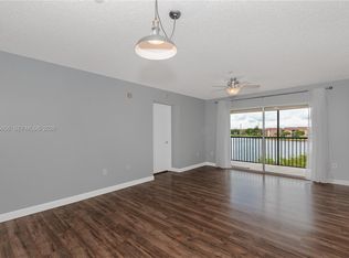 550 SW 138th Ave APT 404K, Pembroke Pines, FL 33027