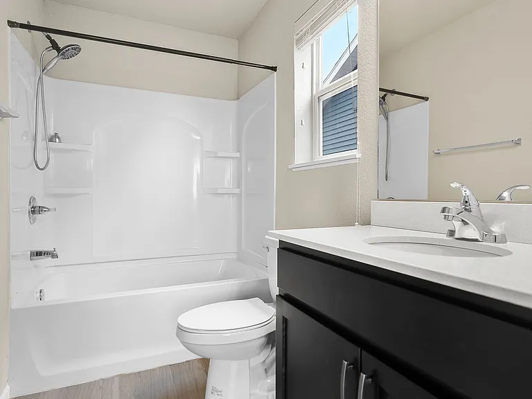 Summerland Twinhomes | Waterloo | Near Lost Island Waterpark — Photo 13