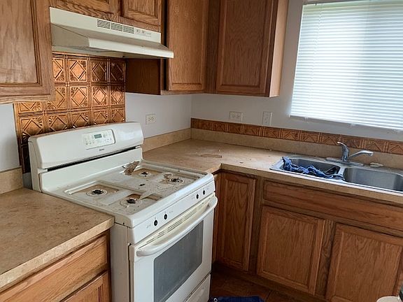 5th image of 39810 Torry Ln
