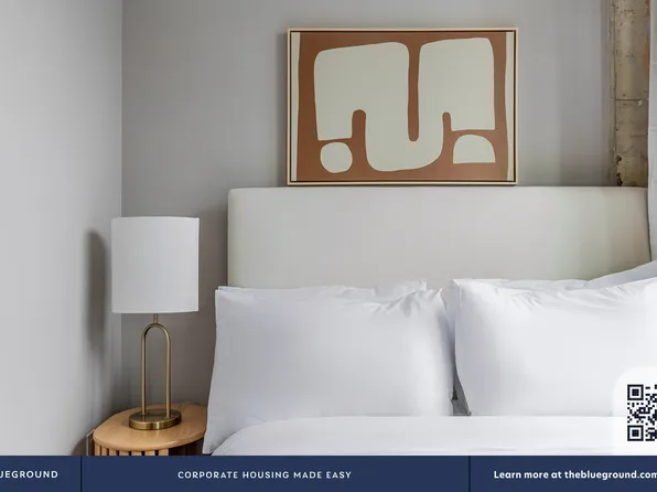 187 Kent Avenue image 12 of 37