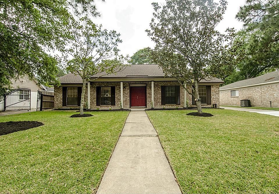 1st image of 12439 Briar Forest Dr