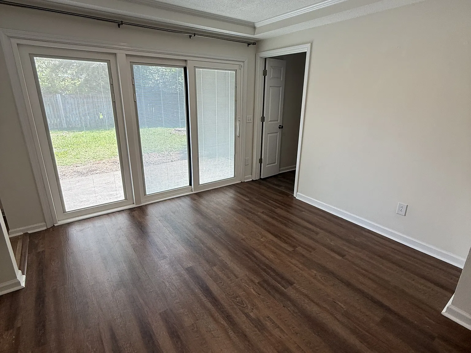 108 Rochelle Court - 1 — Photo 2