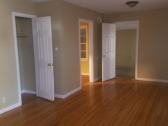 3rd image of 555 Byron Dr