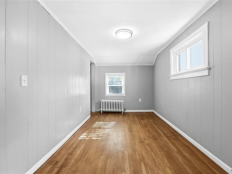 19 Camp St #2 — Photo 14