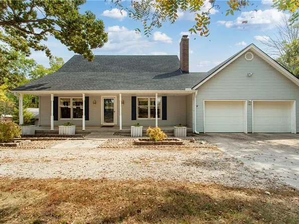 1684 Quarry Rd, Bates City, MO 64011
