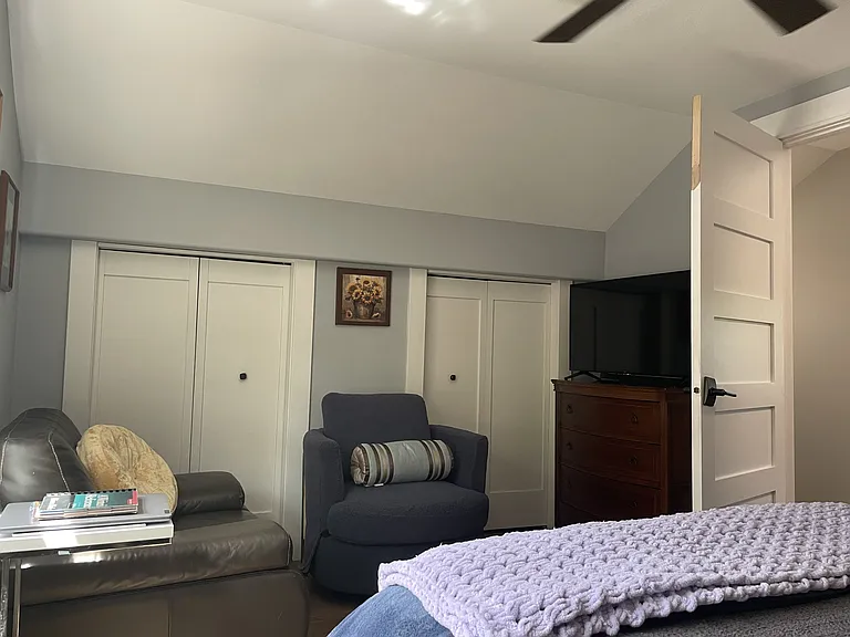 3102 Gregory St — Photo 63