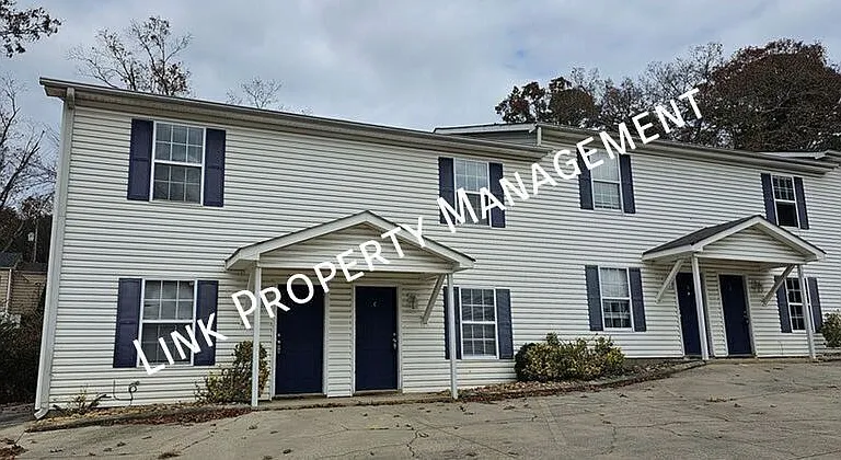 1106 Carline Rd #B — Photo 1