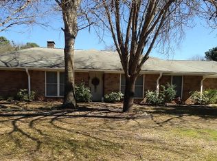 2608 Timberline Trl, Palestine, TX