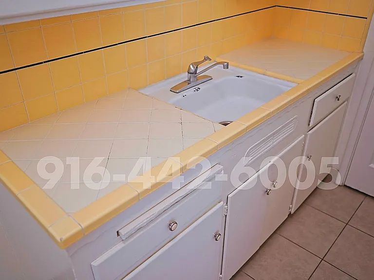 2426 P St #6 — Photo 8