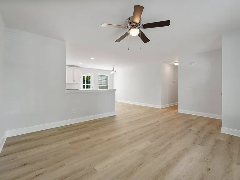 702 Park Ave — Photo 5