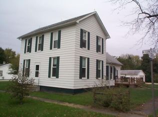 102 S School Ave, Minier, IL 61759
