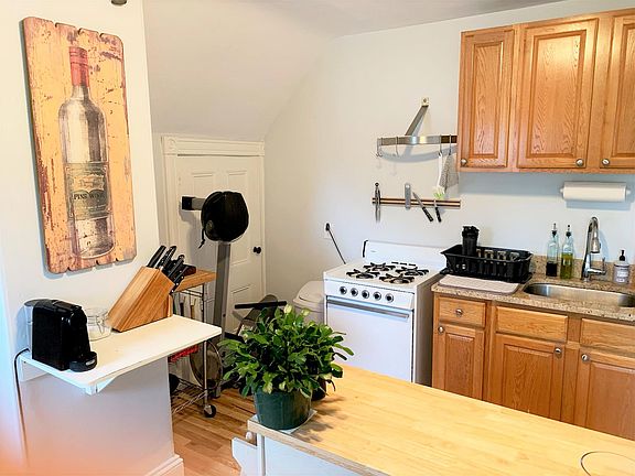 2nd image of 5 Bradford Ave #3