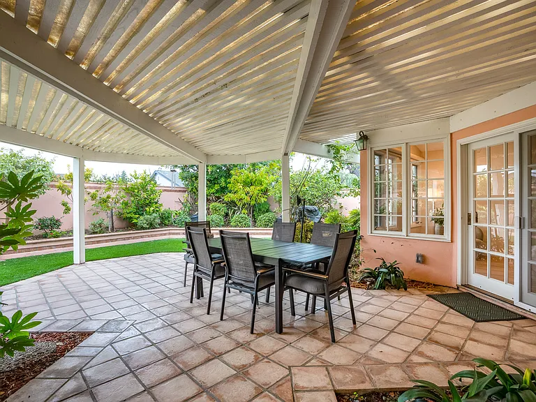 17021 Malta Cir — Photo 46