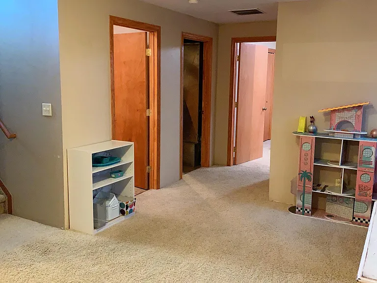 743 S Westview Cir — Photo 15