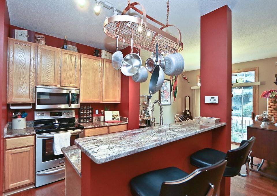 1st image of 3648 Burgundy Dr