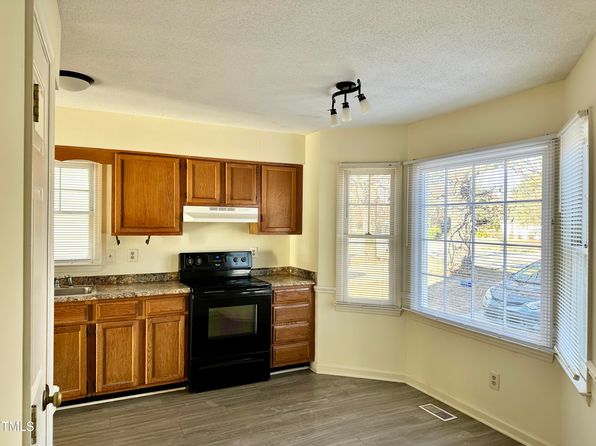 raleigh-north-carolina-443141238 picture