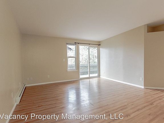 4th image of 22521 30th Ave S APT 10