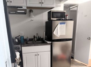 2420 Pleasant Ave #2, Minneapolis, MN 55404