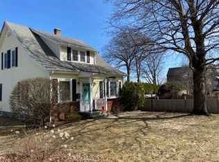 61 Saint Nicholas Ave, Worcester, MA 01606
