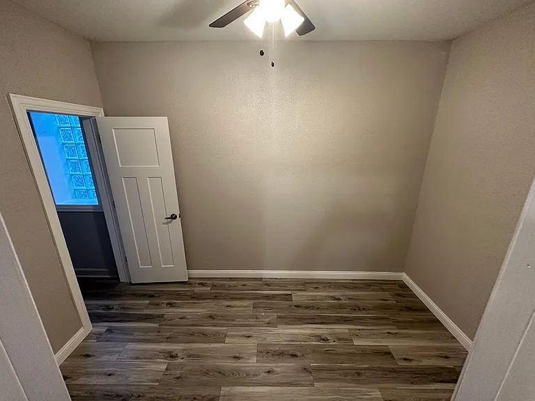 3141 N Central Park Ave #1 — Photo 6