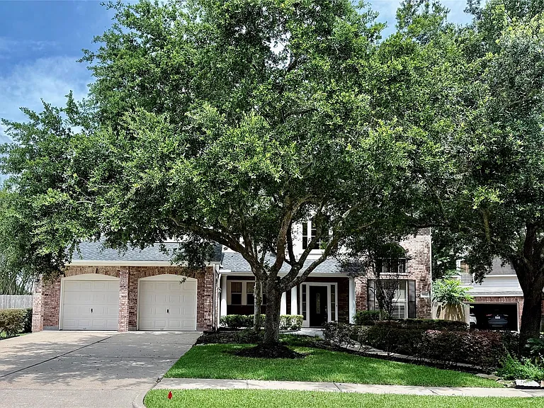 5711 Silver Bay Ct — Photo 2