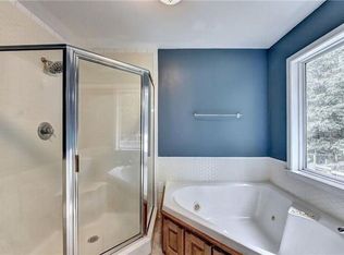 5405 Oak Grove Cir, Cumming, GA 30028